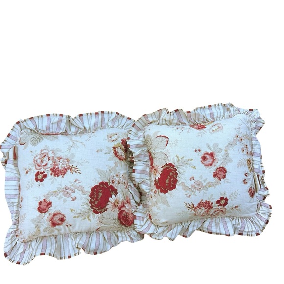2 Waverly Garden Room Norfolk Rose Ruffle Throw Pillows Vintage - Picture 3 of 9